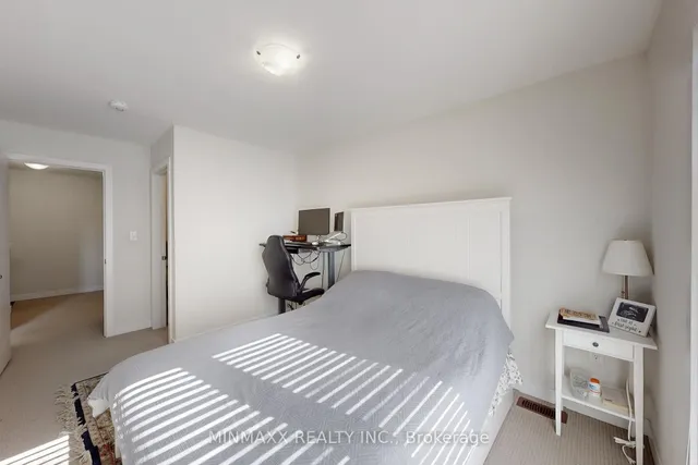 Additional image 23 of 590 North Service Rd Unit 59