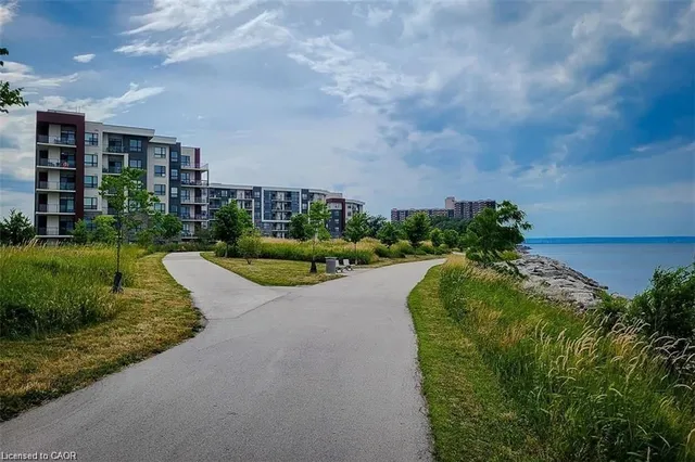 Additional image 5 of 101 Shoreview Pl Unit 401