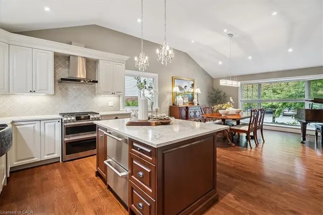 Additional image 15 of 493 Donegal Dr