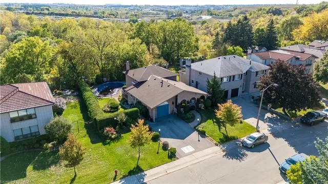 Additional image 45 of 100 Albion Falls Blvd