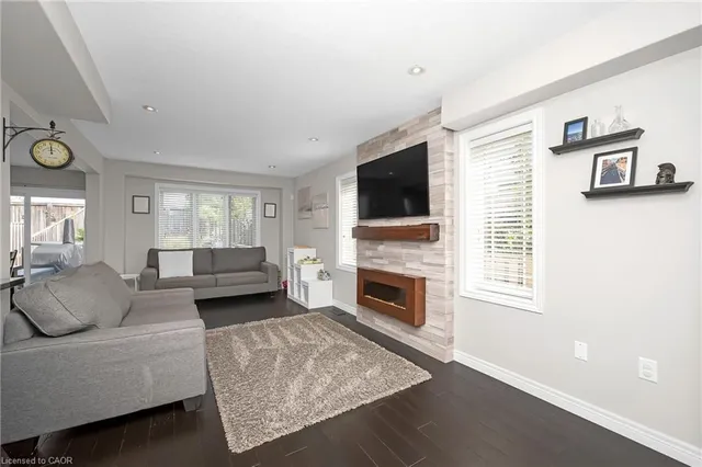 Additional image 18 of 69 Escarpment Dr