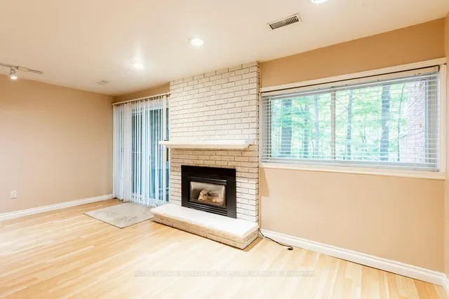 Additional image 24 of 1556 Kerns Rd Unit 3