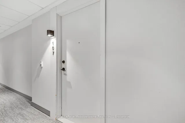 Additional image 20 of 8010 Derry Rd Unit TH 107