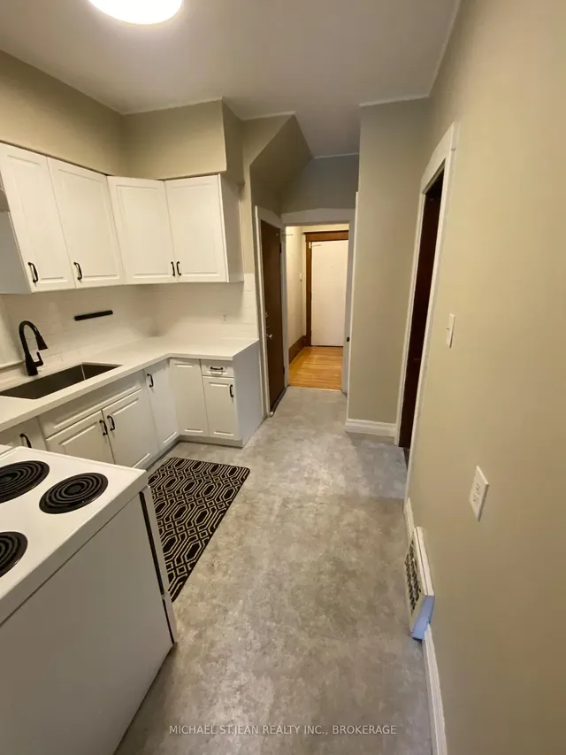 Additional image 8 of 70 Belview Ave