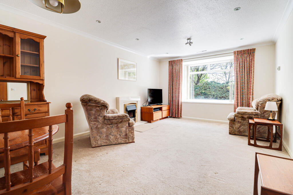 Additional image 15 of Villiers Crescent, St Albans, AL4