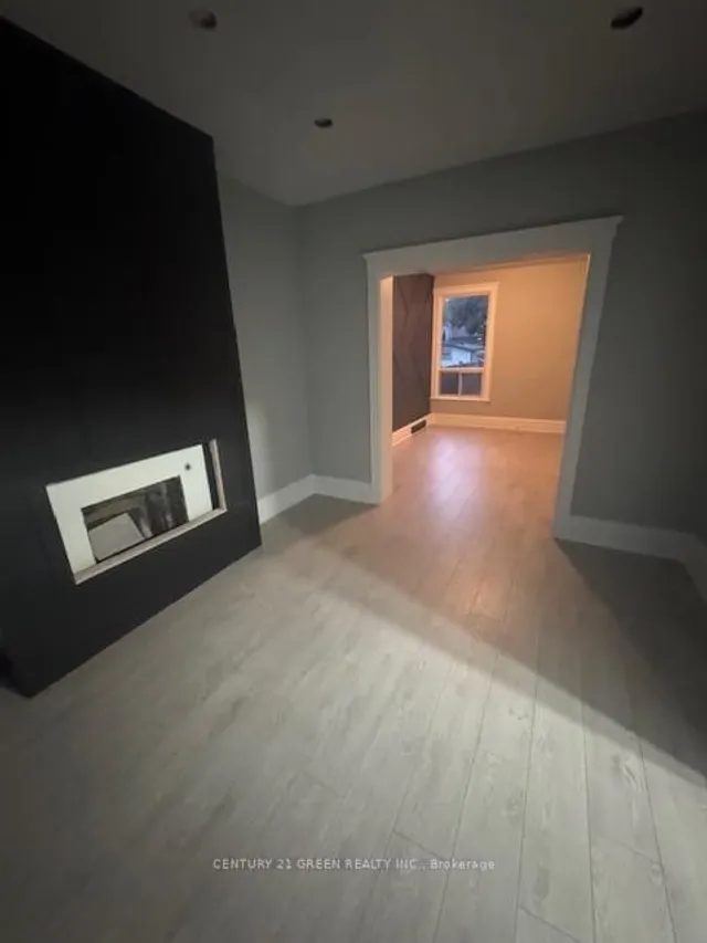 Additional image 4 of 37 Gladstone Ave