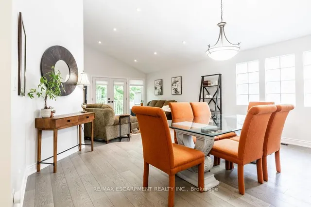 Additional image 32 of 1095 Skyview Dr Unit 2