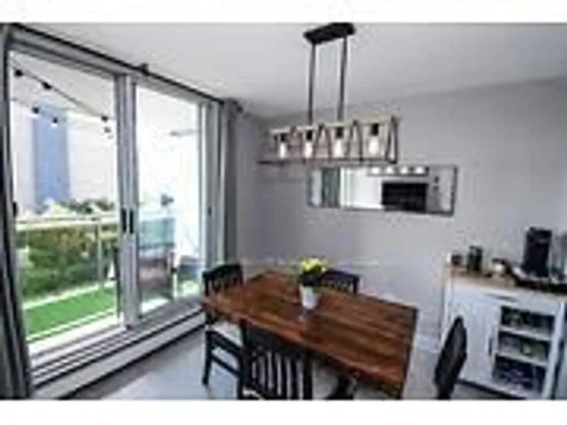 Additional image 10 of 75 Glenburn Crt Unit 811