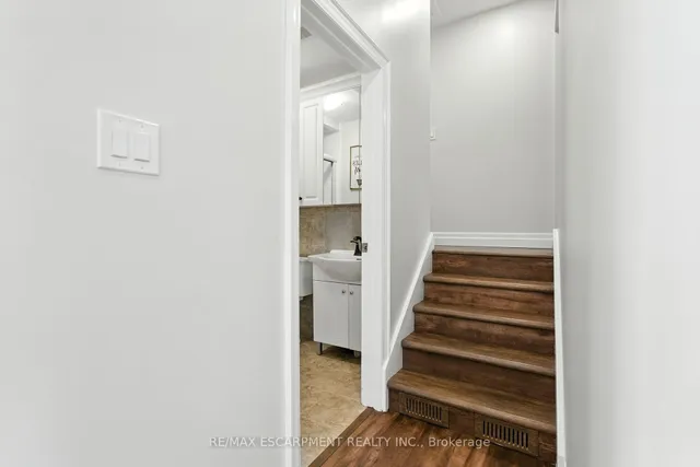 Additional image 18 of 293 Regional Rd 20