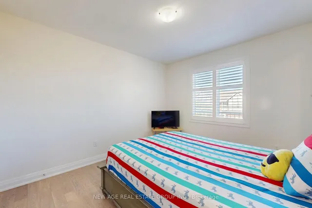 Additional image 31 of 153 Whitlock Ave