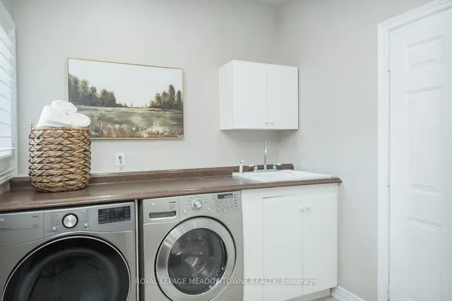 Additional image 9 of 371 Alexander Cres