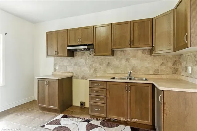 Additional image 10 of 22 Worsley Rd