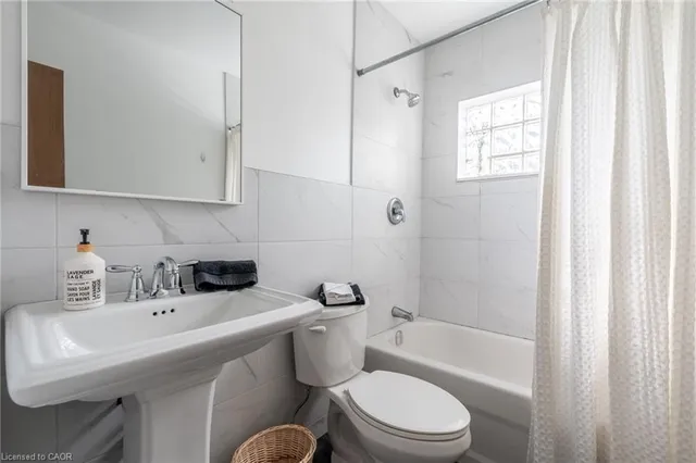 Additional image 11 of 8 Beaucourt Pl