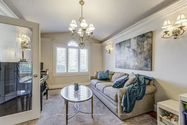 Additional image 7 of 61 Duncan Ave