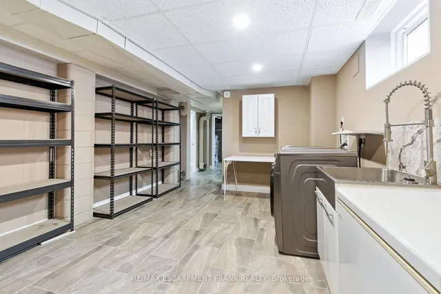 Additional image 31 of 174 Broker Dr
