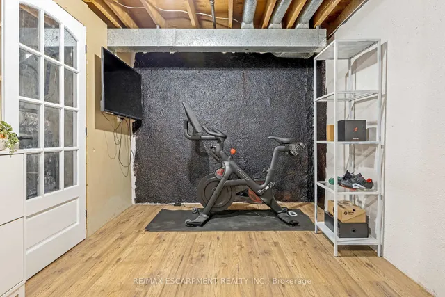 Additional image 33 of 235 Bronte St Unit 16