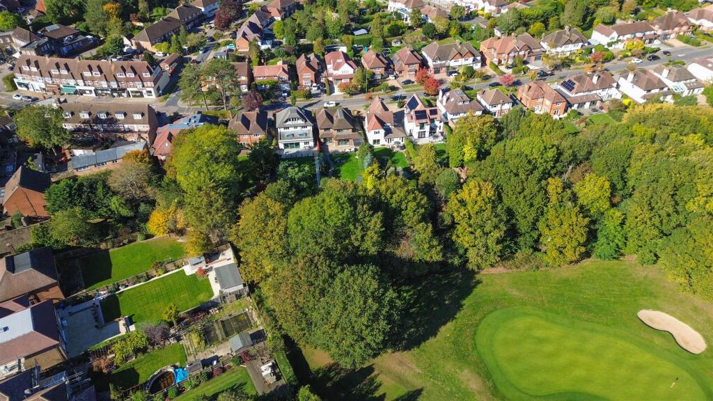 Additional image 29 of Bradmore Way, Brookmans Park