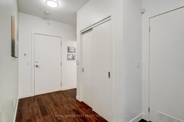 Additional image 3 of 2087 Fairview St Unit 1002