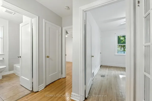 Additional image 16 of 261 East 14th St