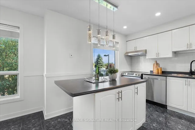 Additional image 21 of 384 Limeridge Rd Unit 11