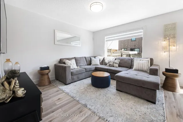 Additional image 15 of 1570 Cartwright Cres