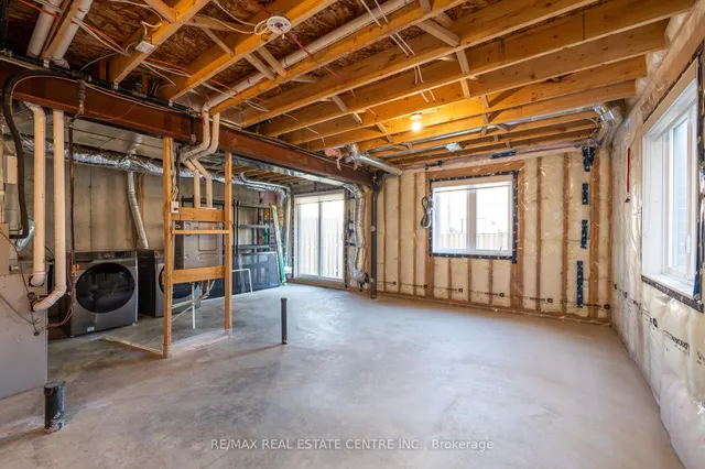 Additional image 26 of 47 BENSLEY Lane