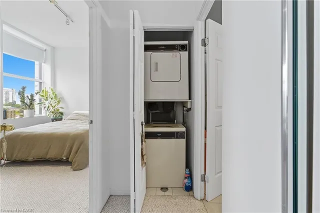 Additional image 21 of 36 James St Unit 709