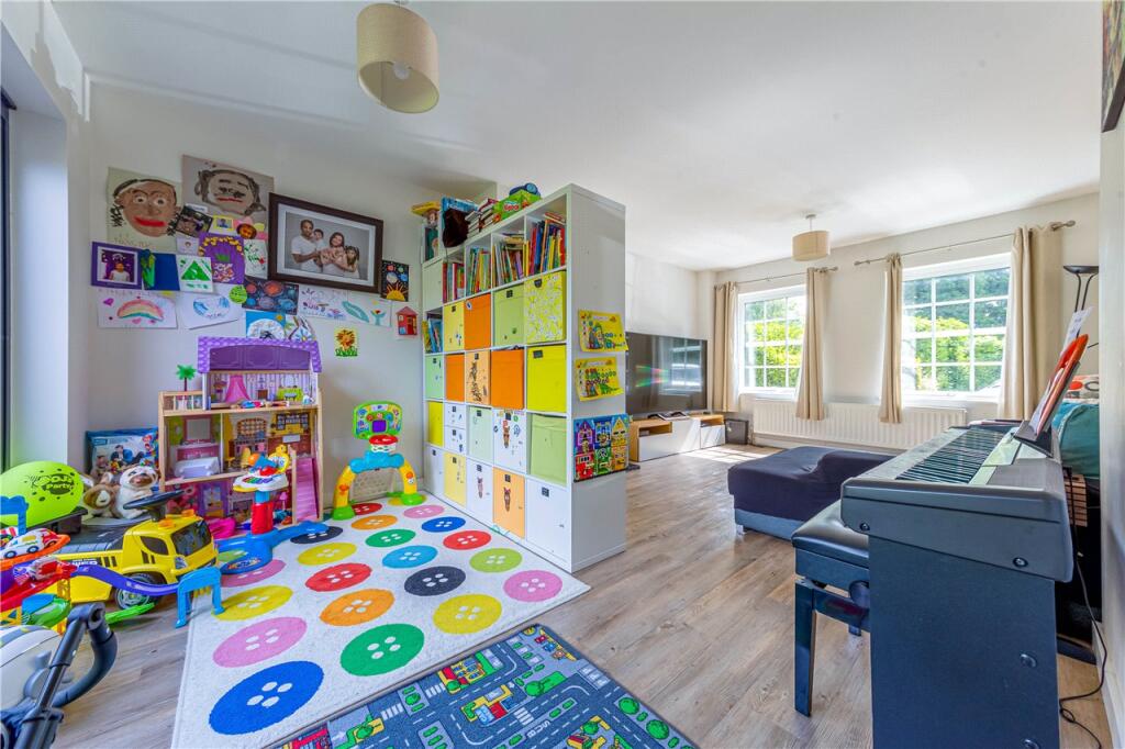 Additional image 12 of Cardinal Grove, St. Albans, AL3