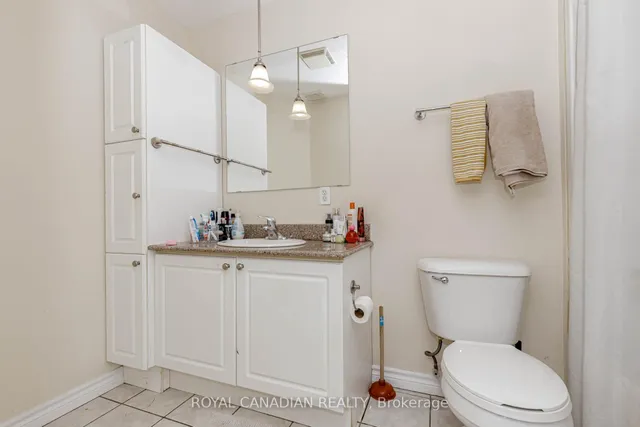 Additional image 42 of 135 James St Unit 1114