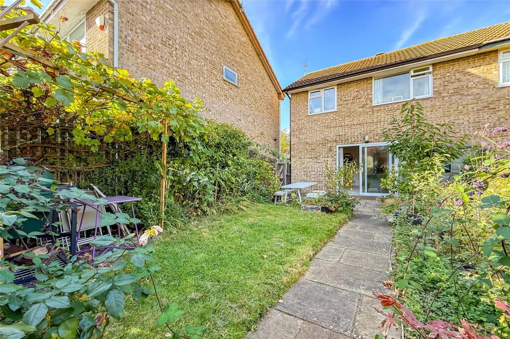 Additional image 9 of Westfield Court, St. Albans, Hertfordshire, AL4