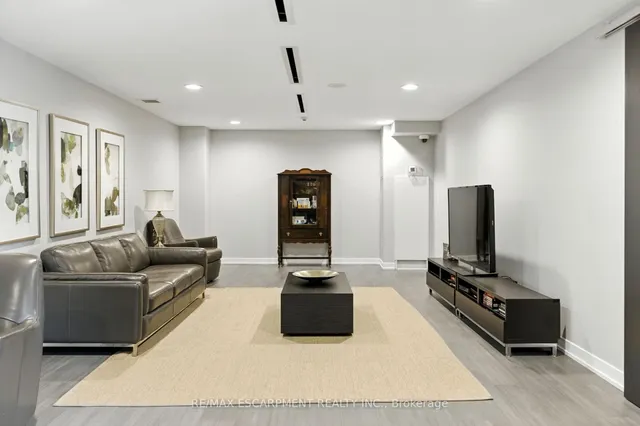 Additional image 33 of 1940 Ironstone Dr Unit 202