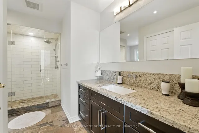 Additional image 19 of 2139 Bushtrail Crt