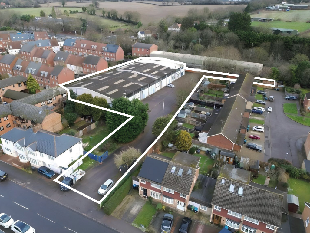 Property image for 3 London Road, Markyate AL3 8JL