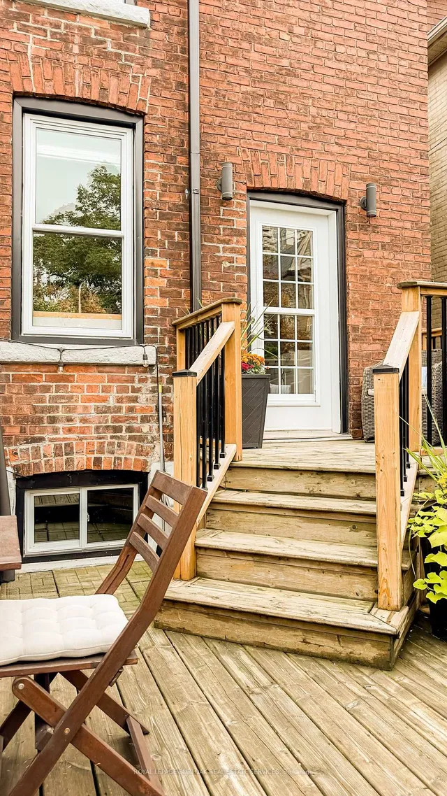 Additional image 36 of 27 Steven St