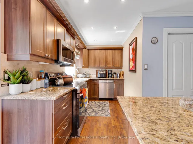 Additional image 19 of 40 Yeoville Crt