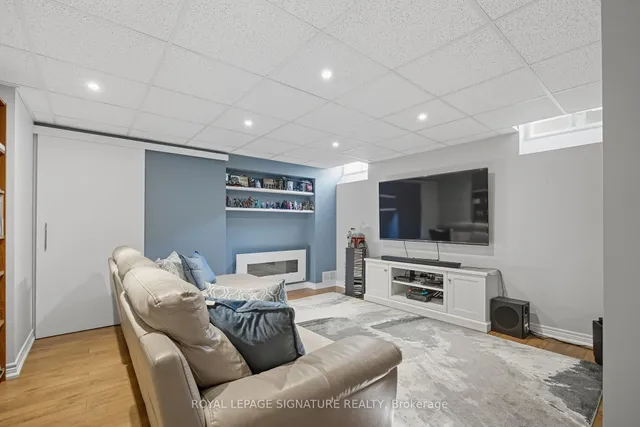 Additional image 29 of 2105 Newell Cres