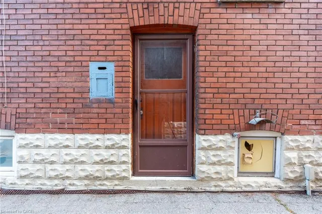 Additional image 36 of 39 Connaught Ave