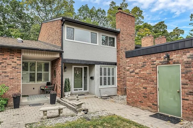 Additional image 2 of 1560 Kerns Rd Unit 7