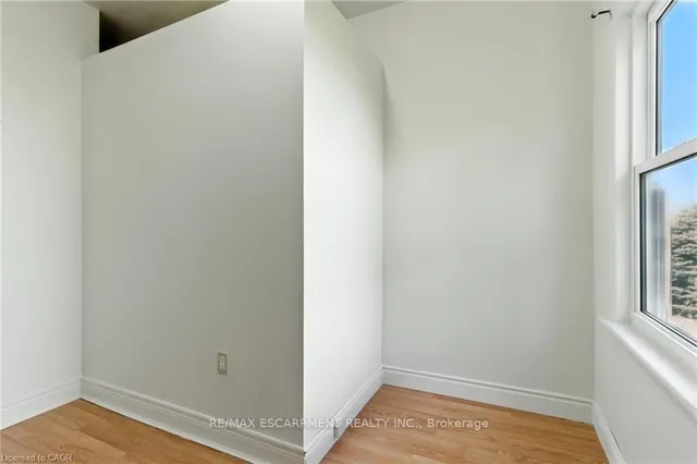 Additional image 22 of 22 Worsley Rd