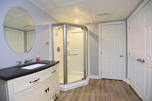 Additional image 31 of 1384 Niels Ave