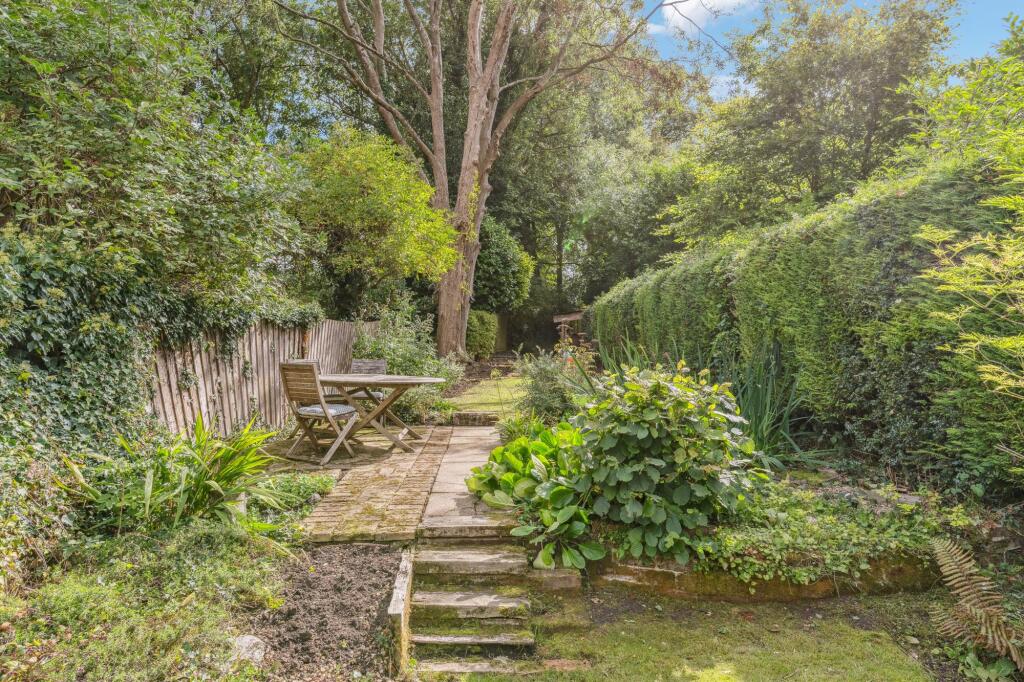 Additional image 24 of Pickford Road, Markyate, Hertfordshire