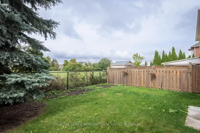 Additional image 40 of 833 Watson Terr