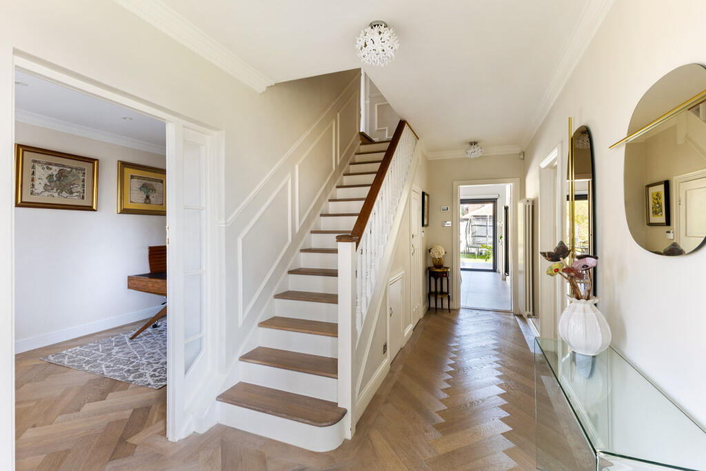 Additional image 9 of Waverley Road, ST. ALBANS, AL3