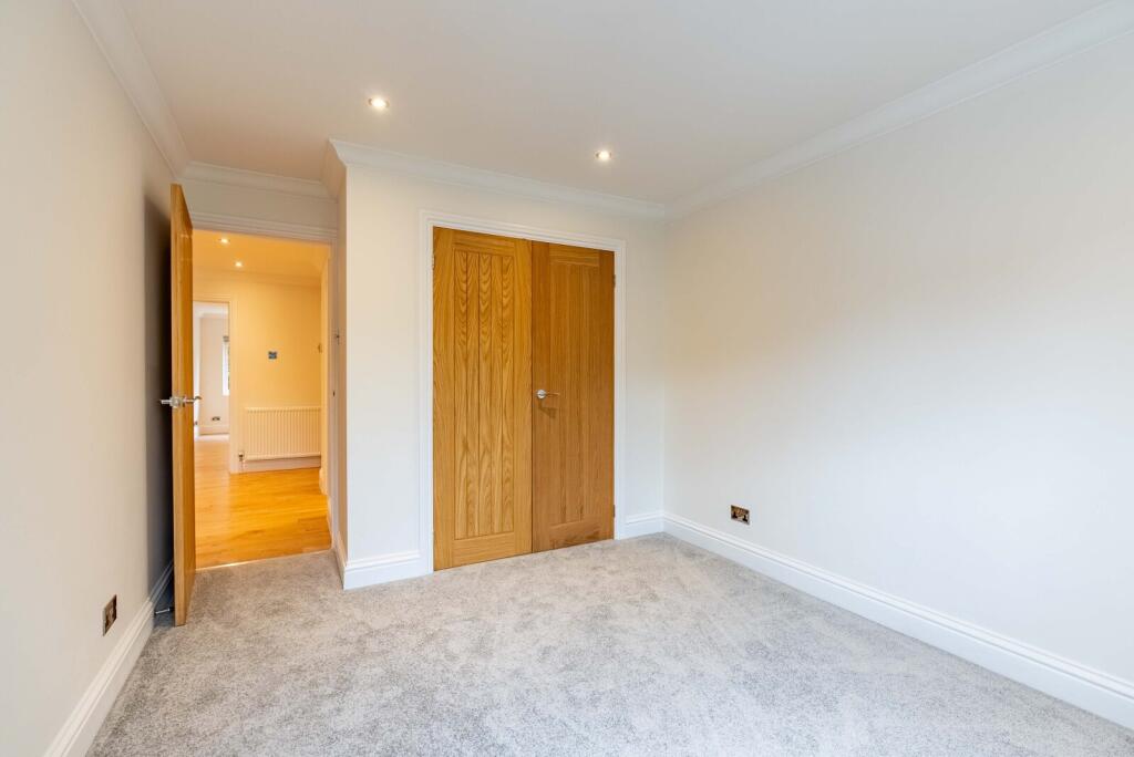 Additional image 3 of Hickling Way, Harpenden, Hertfordshire, AL5