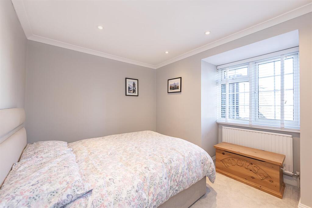 Additional image 8 of Amenbury Court, Harpenden