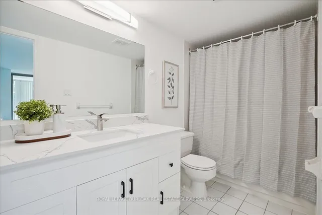 Additional image 20 of 5090 Pinedale Ave Unit 208