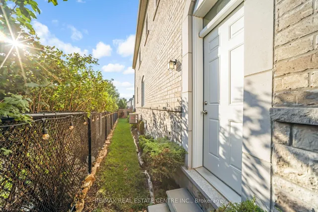 Additional image 45 of 486 Etheridge Ave