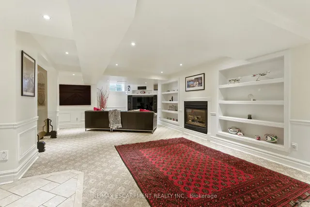 Additional image 37 of 24 Meander Clse