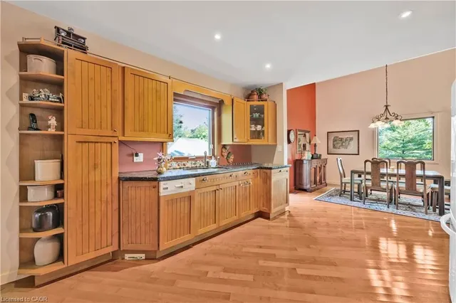 Additional image 11 of 94 Highway 8