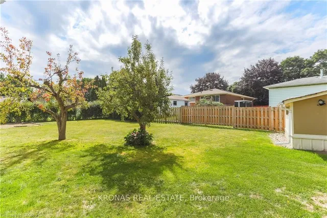Additional image 20 of 15 Lantana Crt